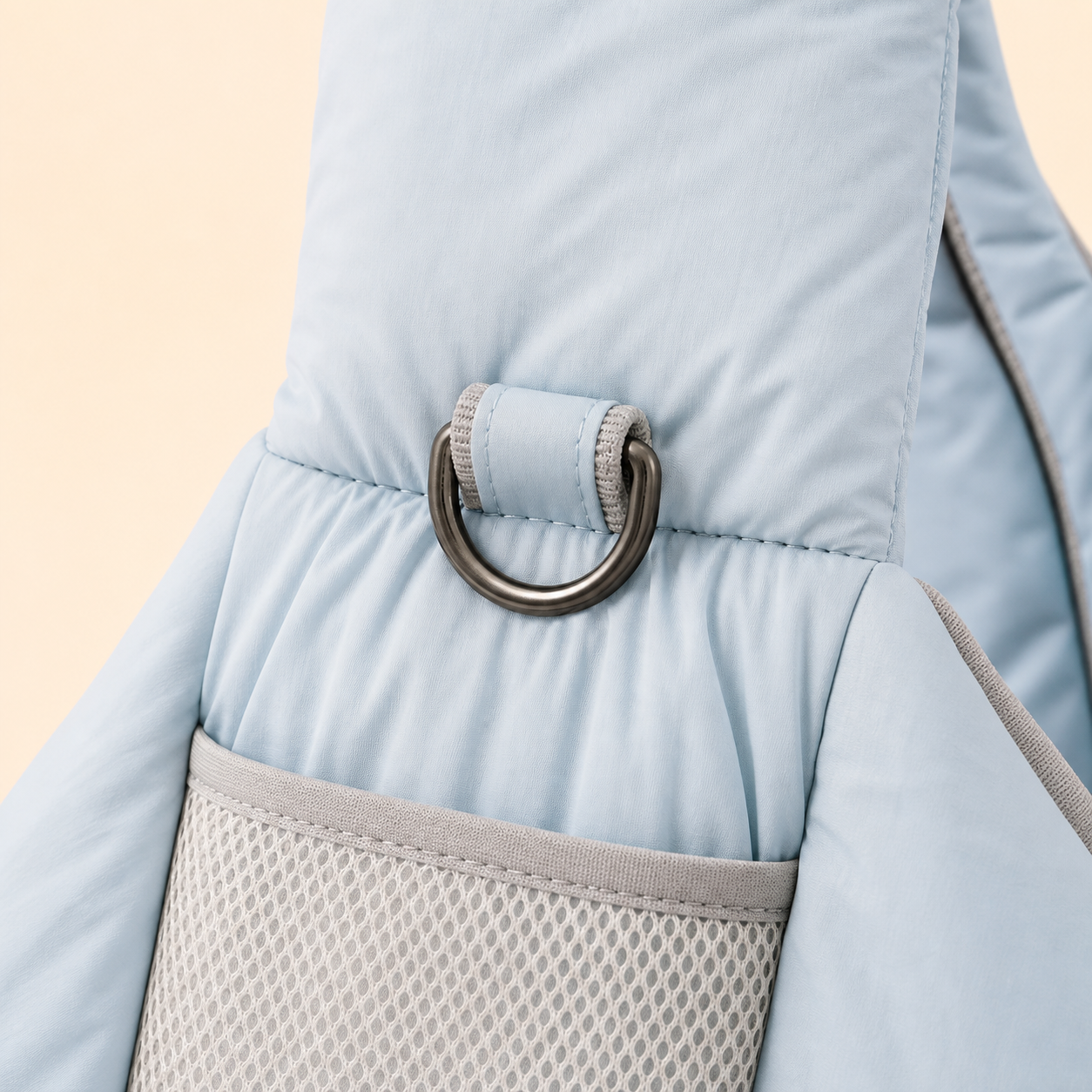 PrismTail Cloud Sling Mist – metal D-ring for attaching accessories